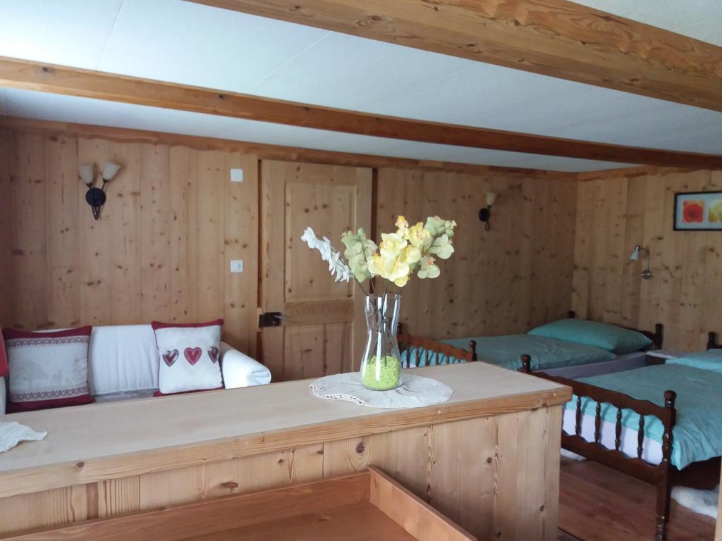 Du Chamois Hotel *